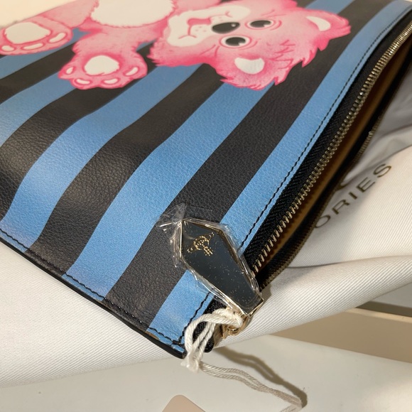 Vivienne Westwood LARHE POUCH TEDDY BEAR NWT - Picture 16 of 17